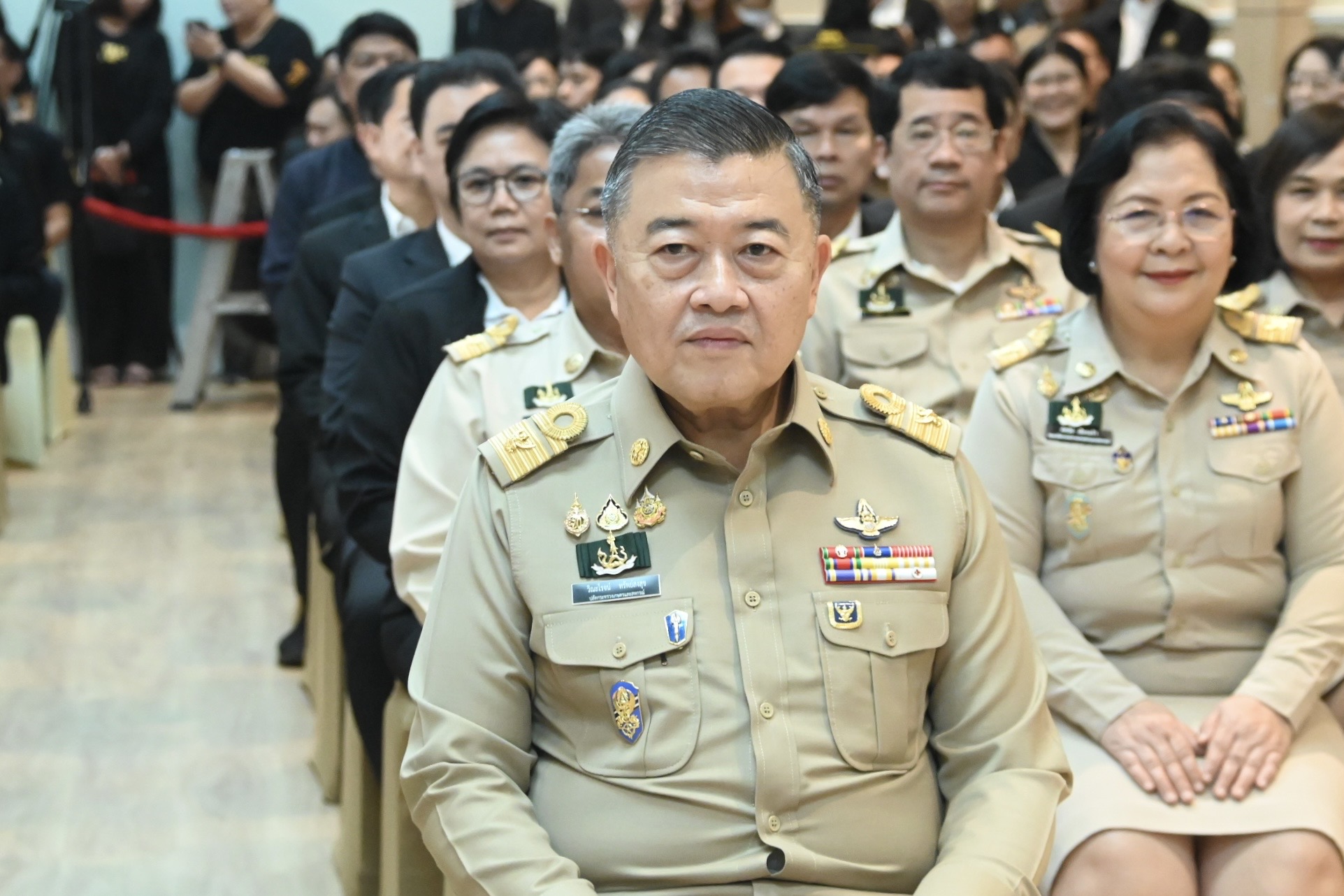 title - ผู้บริหาร ส.ป.ก.ร่วมเป็นสักขีพยานในพิธีรับ - ส่งมอบงานในตำแหน่งปลัดกระทรวงเกษตรและสหกรณ์อย่างเป็นทางการ